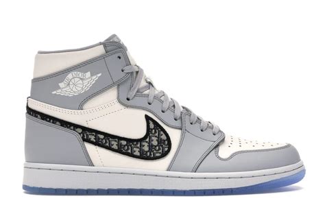 dior schoenen jordans|jordan 1 high Dior stockx.